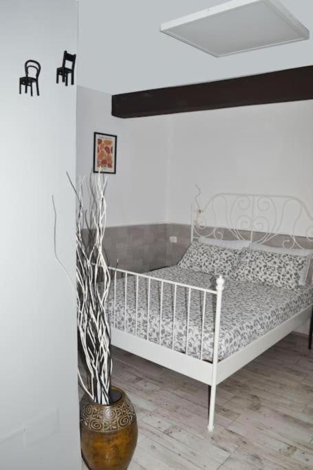 Casa Mya - Studio Flat Неаполь Экстерьер фото